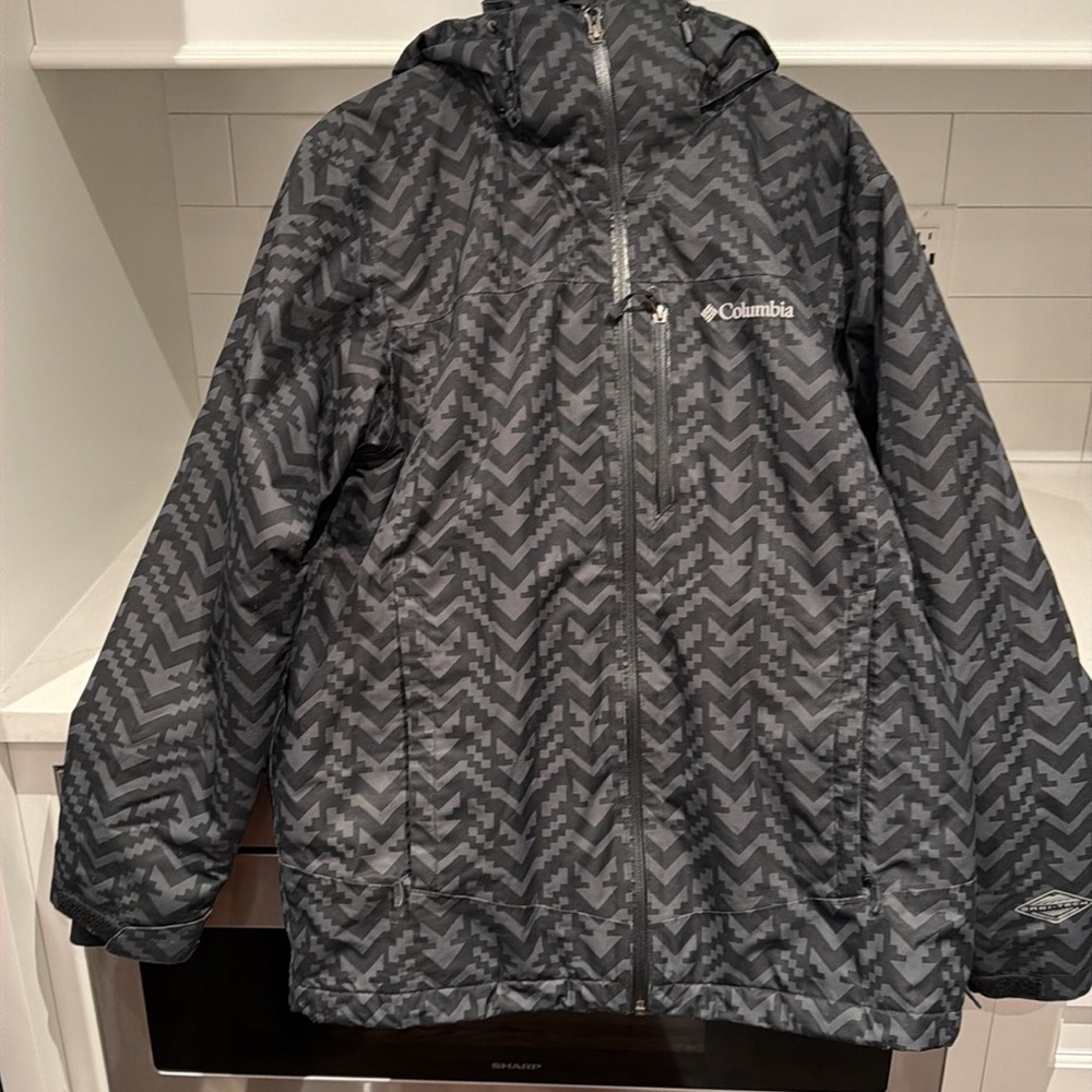 Men’s Columbia ski jacket - size M, perfect condition.